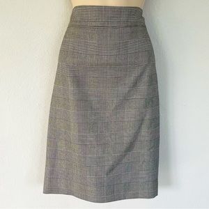 Jones New York stretch gray plaid pencil skirt size 16